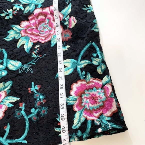 Eliza J Embroidered Lace Floral Short Sleeve Sheath Dress Plus Size 22W - Picture 11 of 12